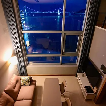 Duplex Houseアパートメント